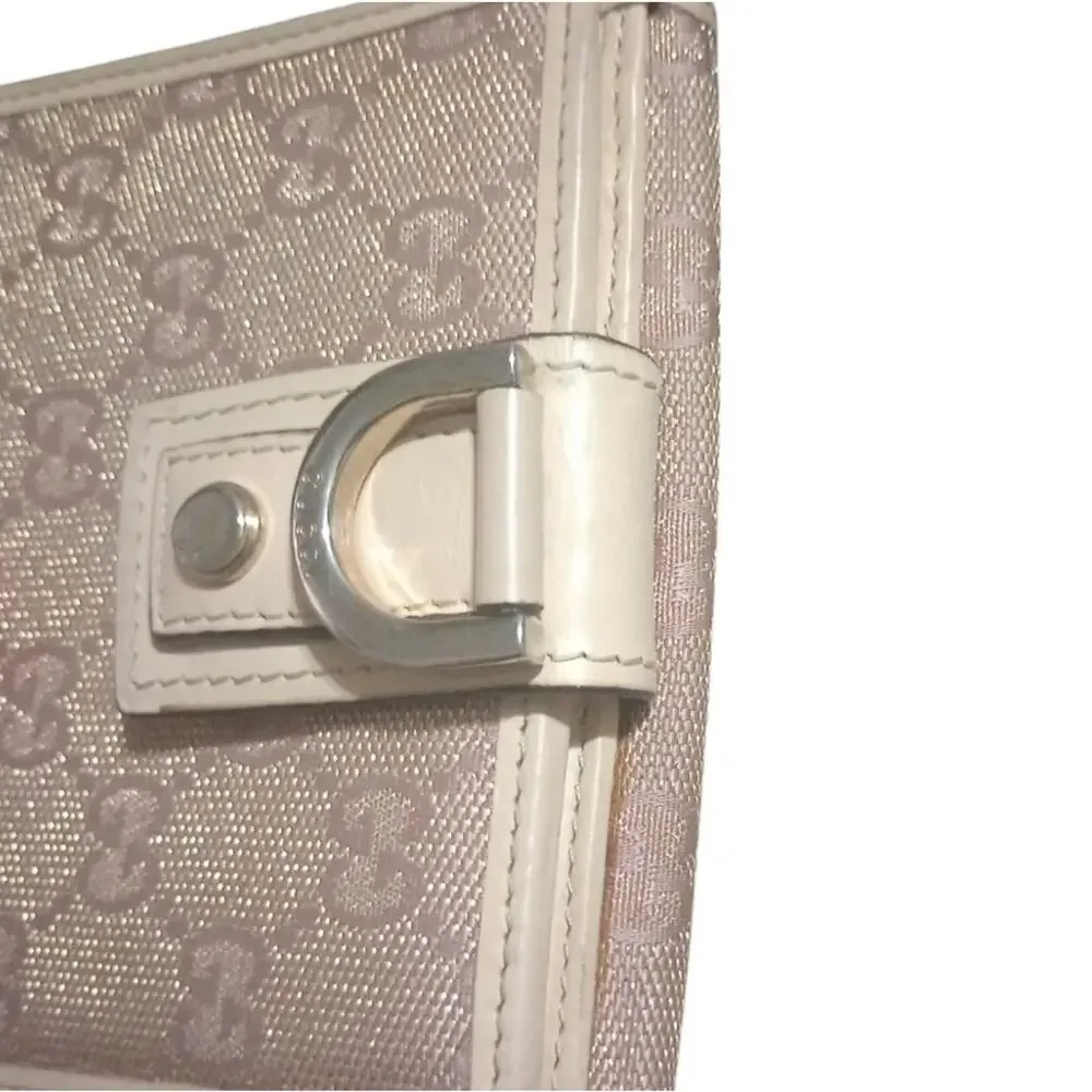 Authentic Gucci Pink and Silver D Ring Abby Compact Wallet - Picture 13 of 16